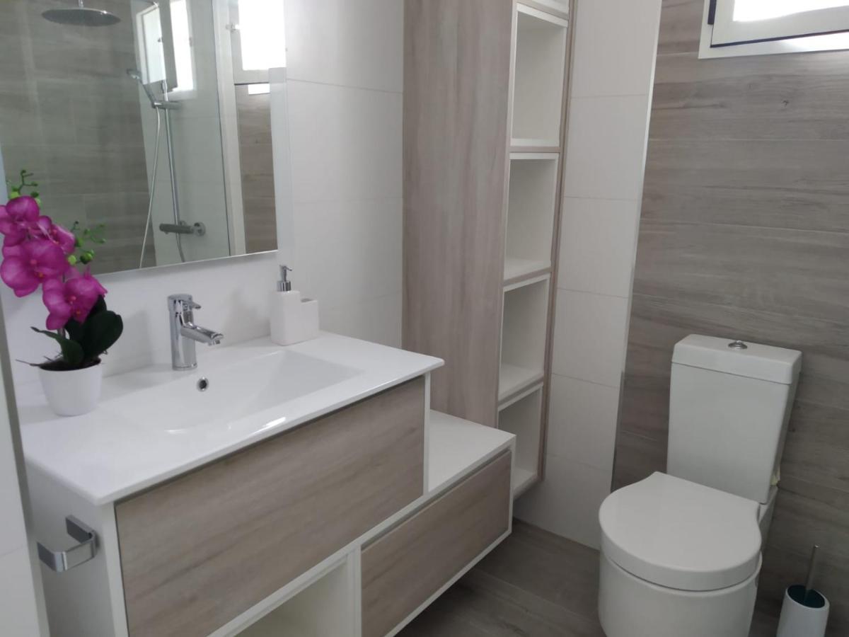 Amplio Apartamento En Illa De Arousa, Proximo A La Playa Bagian luar foto